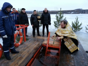 Мэр города принял участие в празднике Крещения Господня